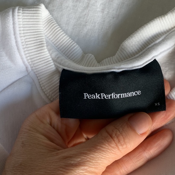 Peak Performance crew neck long sleeve pullover - Picture 3 of 3
